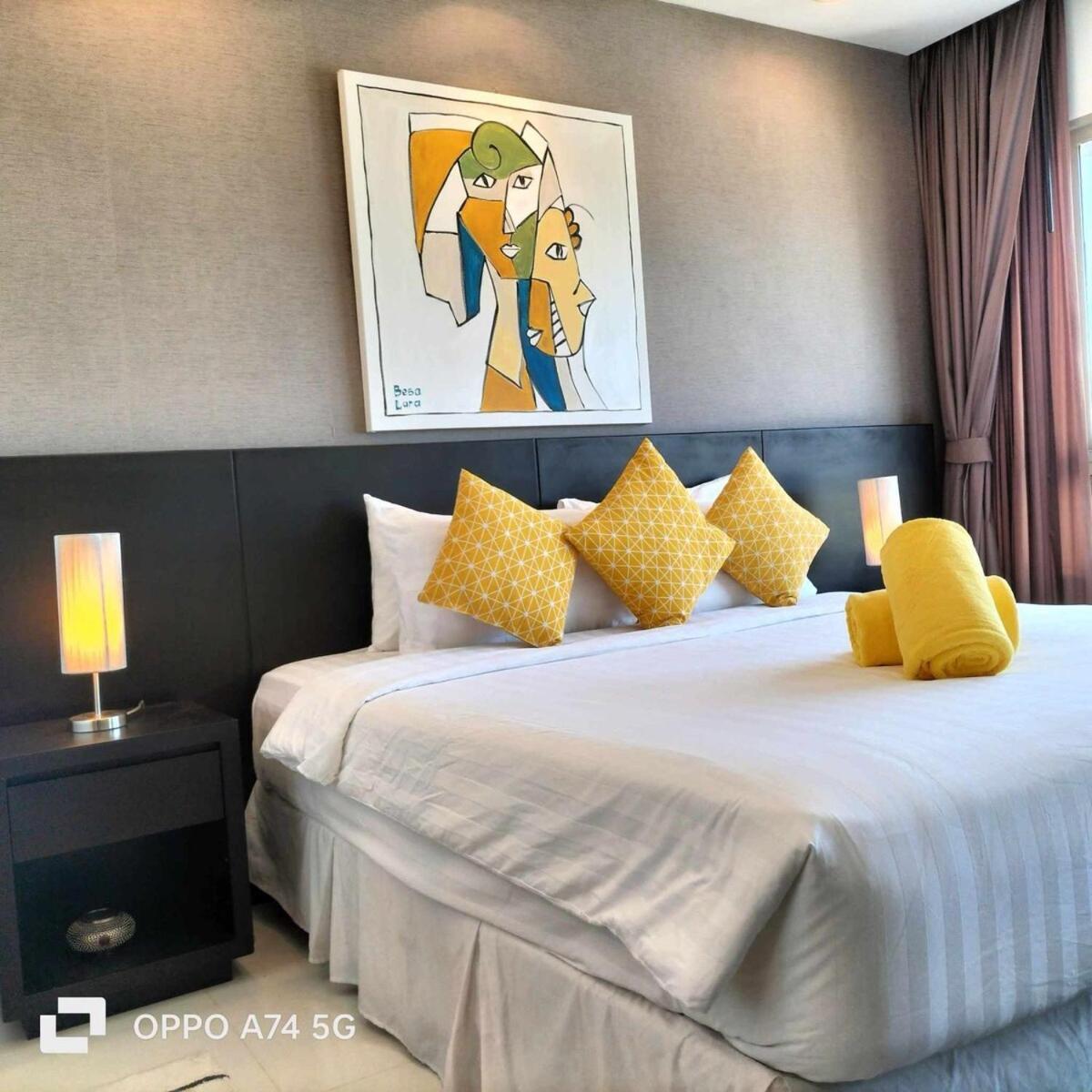 Modern 2-Bedroom Condo In Kamala Near The Beach ภายนอก รูปภาพ