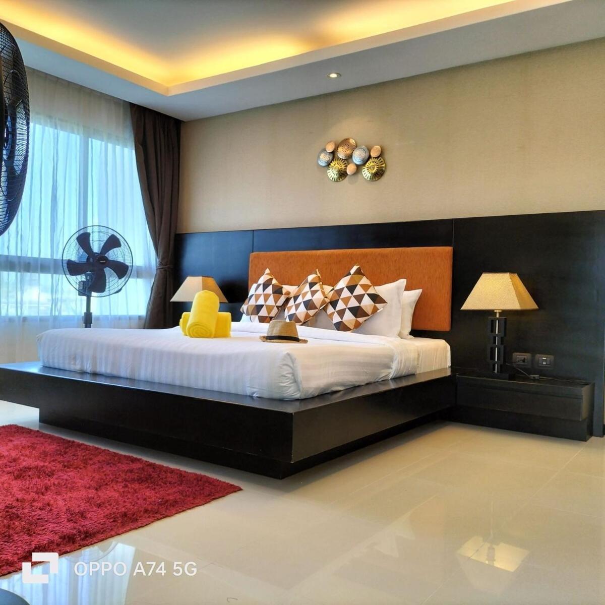 Modern 2-Bedroom Condo In Kamala Near The Beach ภายนอก รูปภาพ